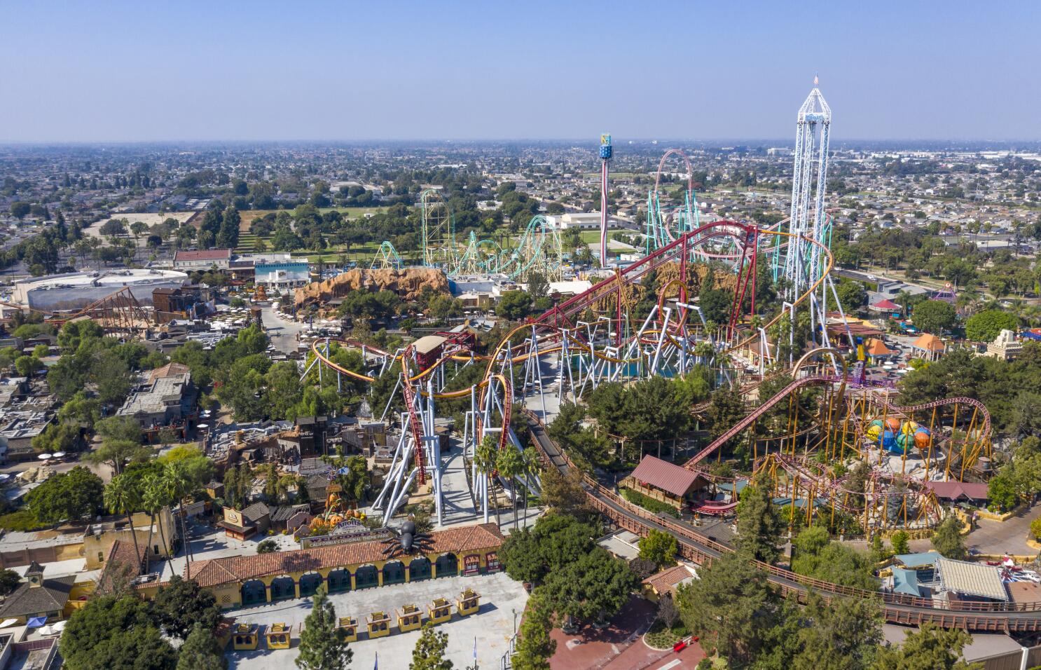 Discovering Knott’s Berry Farm: The Ultimate Adventure at California’s Iconic Theme Park