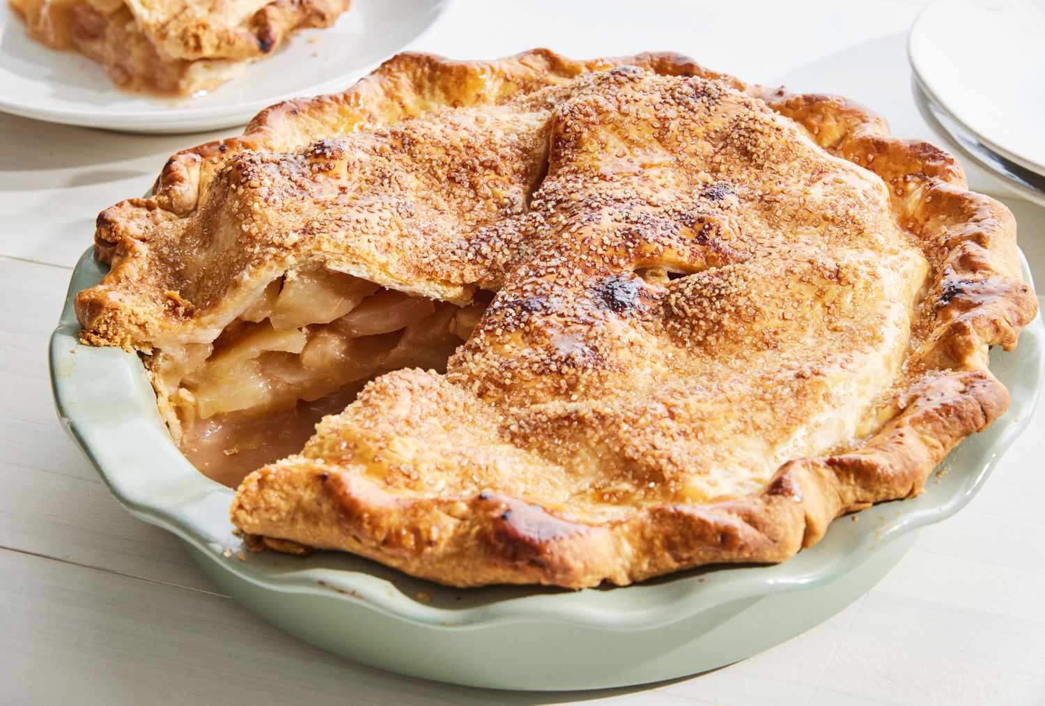 Discovering the Delightful Apple Pie: A Taste of American Tradition with The Monroe Hotels