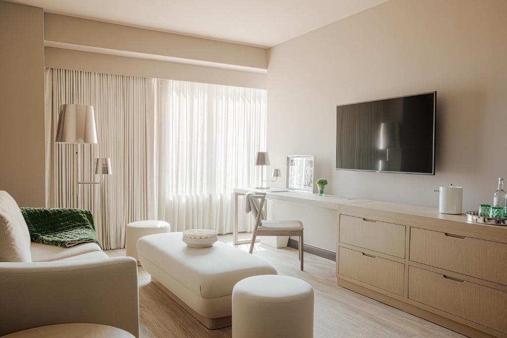 Ette Luxury Hotel &#038; Spa &#8211; Near Disney Theme Parks: Your Ultimate Stay for Magical Adventures