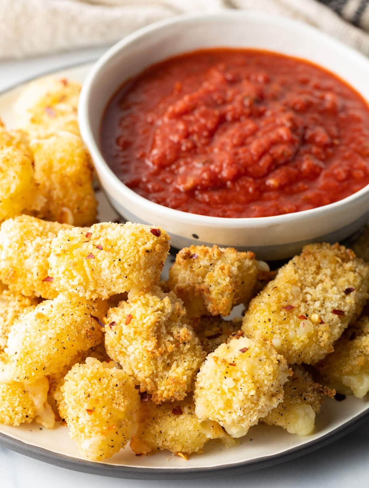 Everything You Need to Know About Cheese Curds: A Tasty Journey with The Monroe Hotels