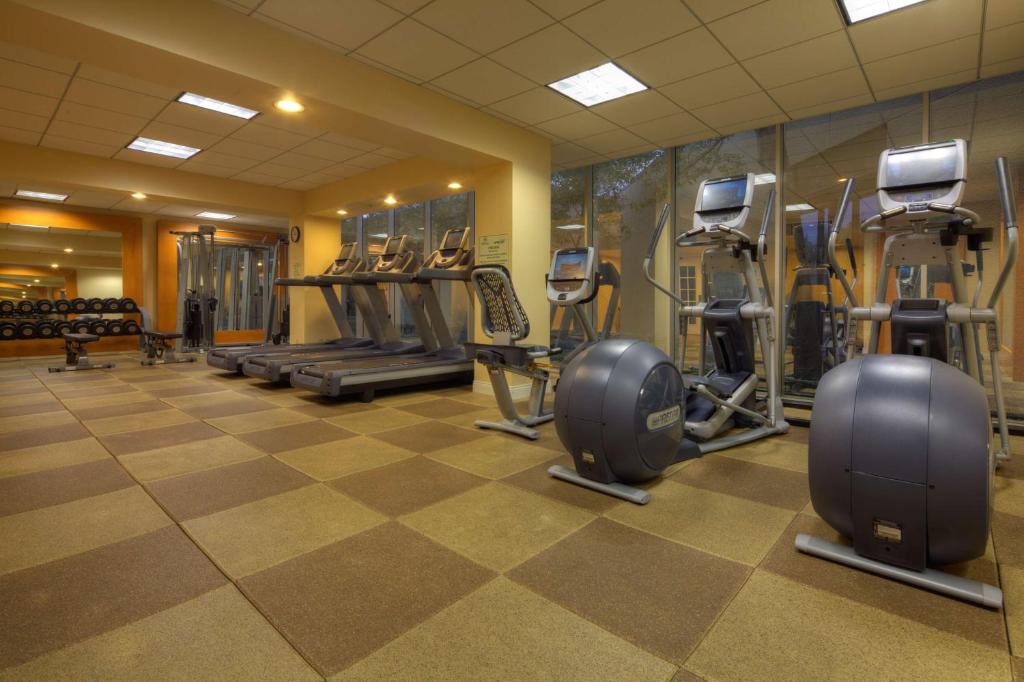 Experience Luxury at DoubleTree by Hilton Houston Westchase – Your Ultimate Guide to Houston’s Best Hotel