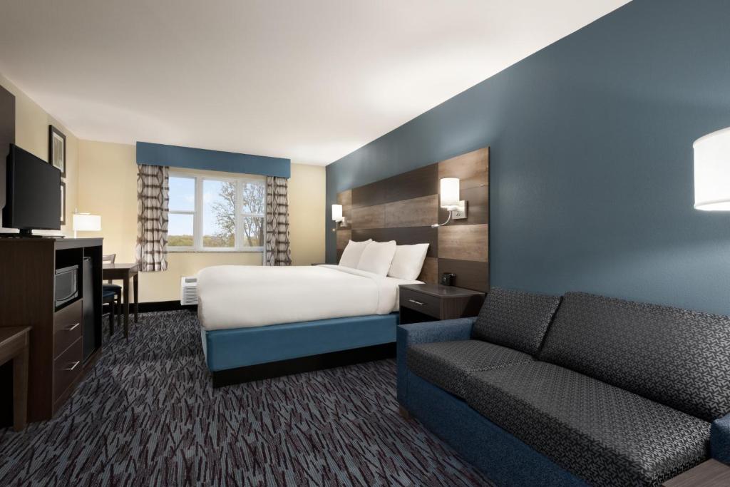 Explore the Comfort and Charm of AmericInn by Wyndham Dodgeville