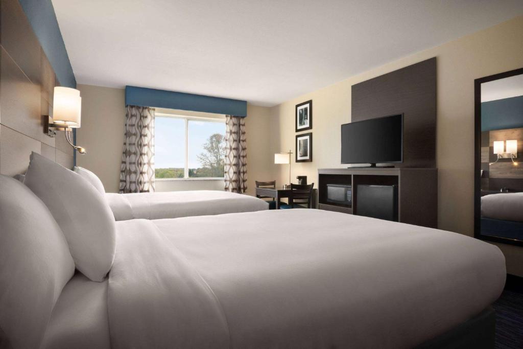 Explore the Comfort and Charm of AmericInn by Wyndham Dodgeville