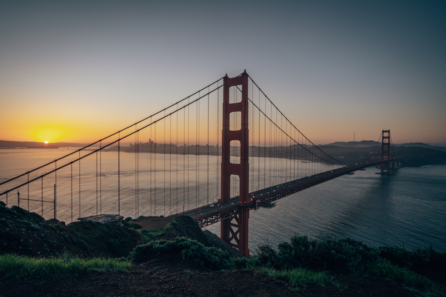 Explore the Majestic Golden Gate Bridge Like Never Before