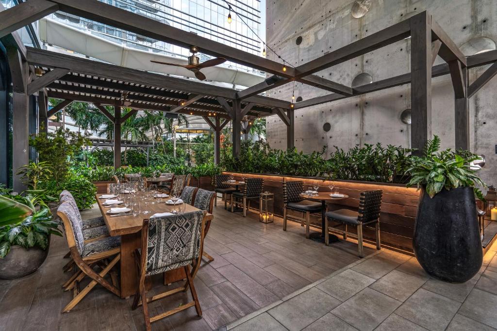 Exploring EAST Miami: A Luxurious Stay in the Heart of Miami