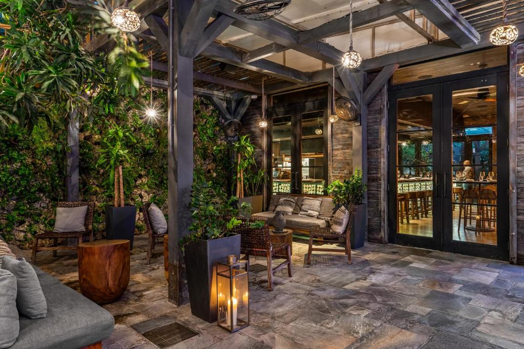 Exploring EAST Miami: A Luxurious Stay in the Heart of Miami