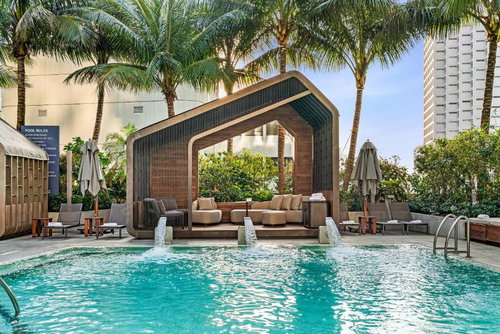Exploring EAST Miami: A Luxurious Stay in the Heart of Miami