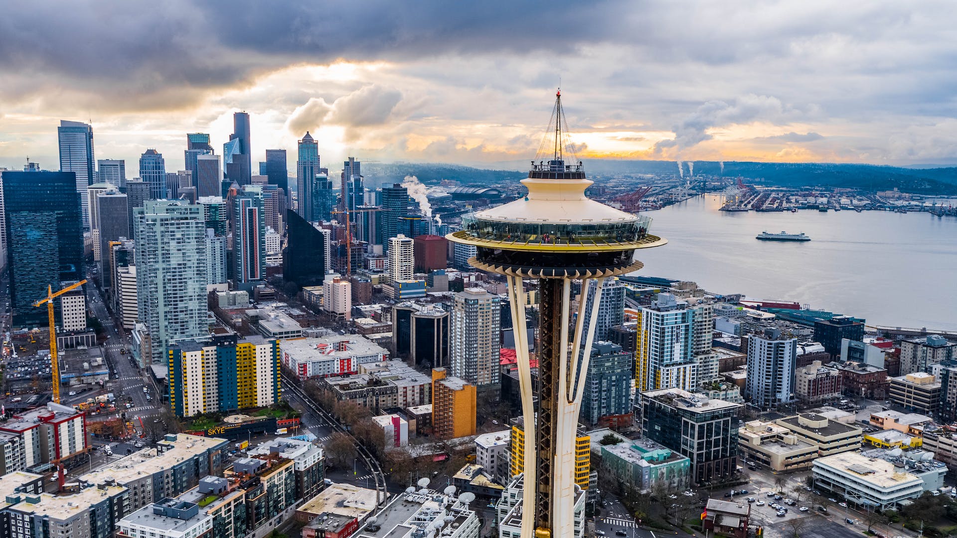 Exploring Seattle: Ultimate Insider Guide with The Monroe Hotels