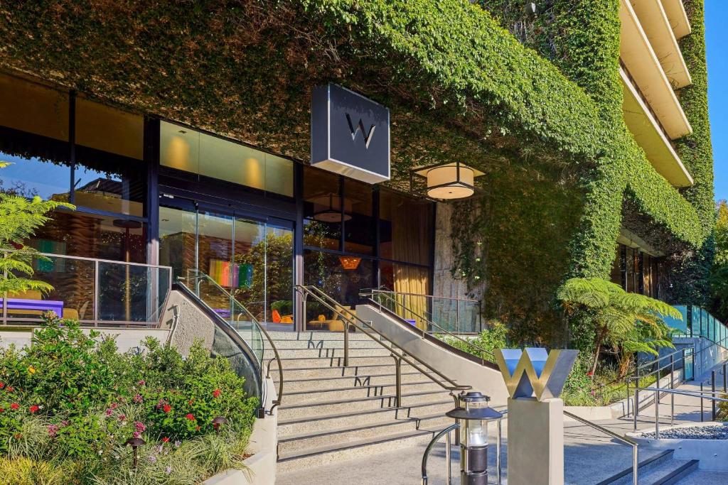 Exploring the Glamorous W Los Angeles – West Beverly Hills: A Luxury Stay Like No Other