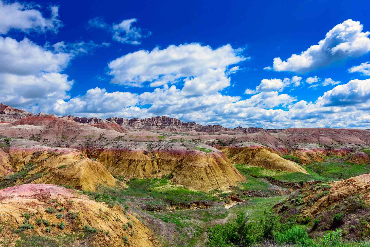 Exploring the Wonders of Badlands National Park: A Complete Guide