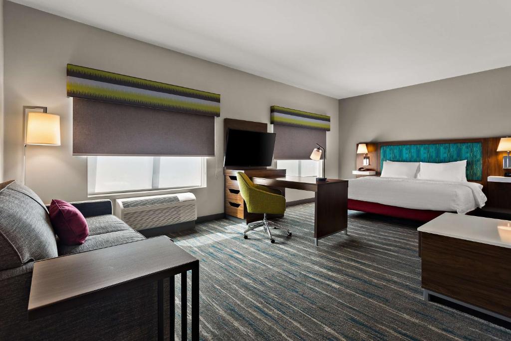 Hampton Inn &#038; Suites Ruskin I-75, FL: The Ultimate Stay for Comfort and Convenience