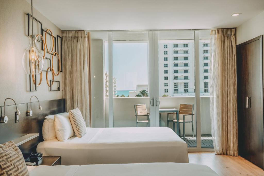 Iberostar Waves Berkeley Shore: Your Ultimate Miami Beach Getaway
