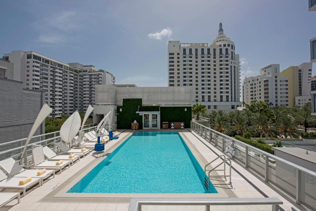 Iberostar Waves Berkeley Shore: Your Ultimate Miami Beach Getaway