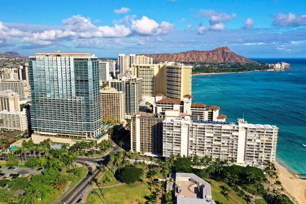 Ka Laʻi Waikiki Beach, LXR Hotels &#038; Resorts: Discover Luxury in Paradise