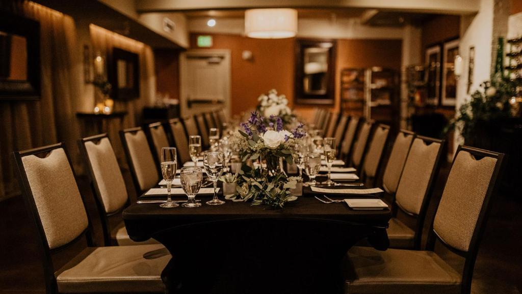 Kimpton Hotel Monaco Denver by IHG: The Ultimate Luxury Experience in Denver