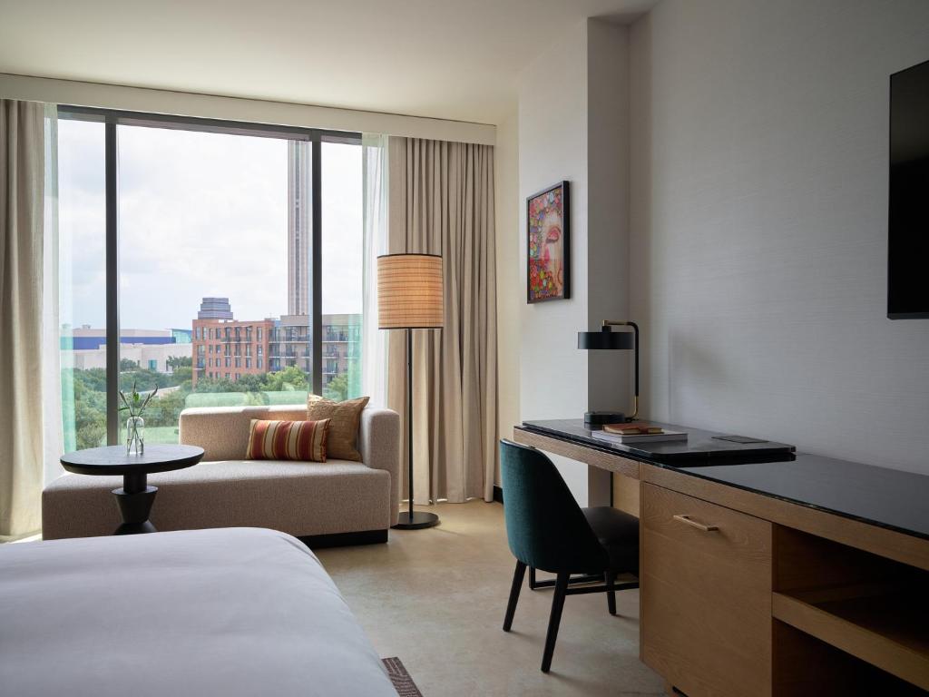 Kimpton Santo San Antonio &#8211; Riverwalk by IHG: A Perfect Blend of Luxury and Comfort