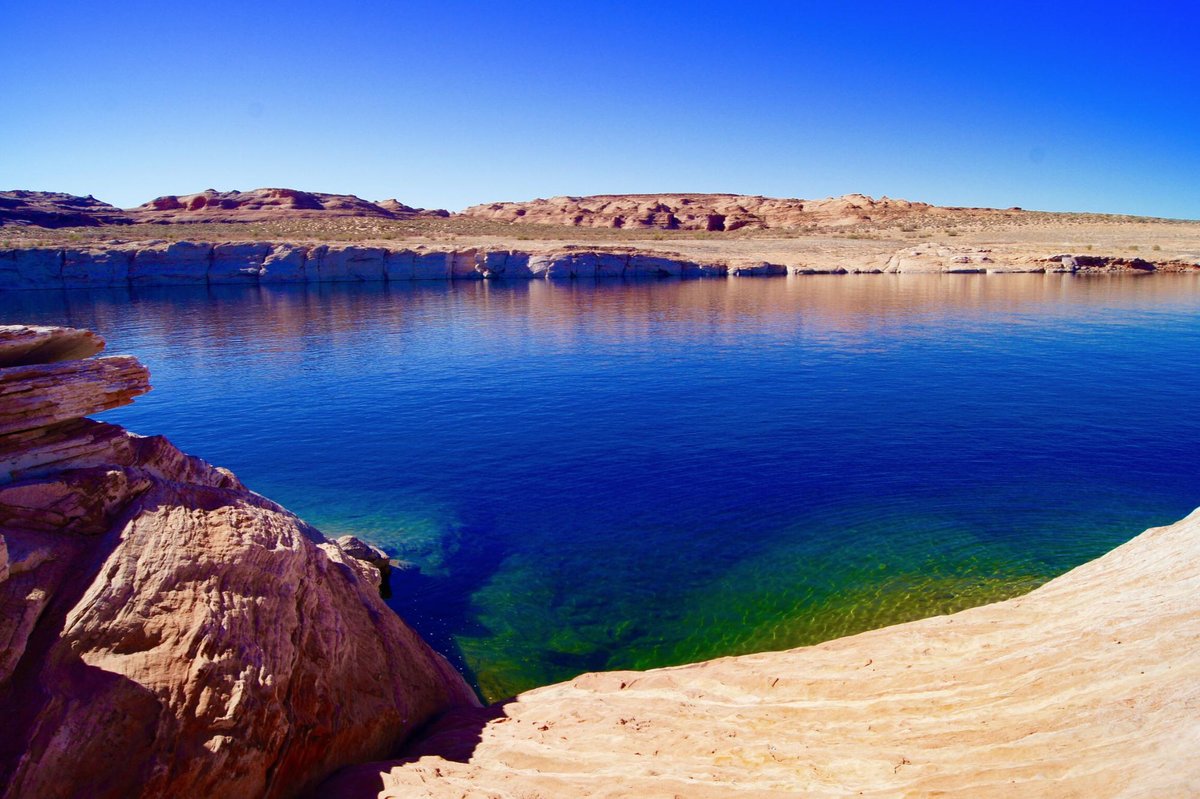 Lake Powell: Discover the Hidden Gem of the American Southwest with The Monroe Hotels