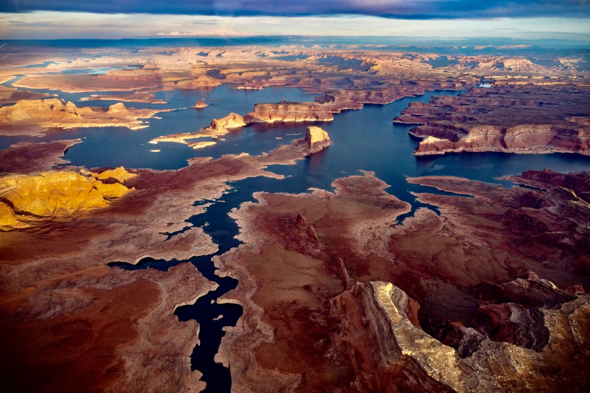 Lake Powell: Discover the Hidden Gem of the American Southwest with The Monroe Hotels