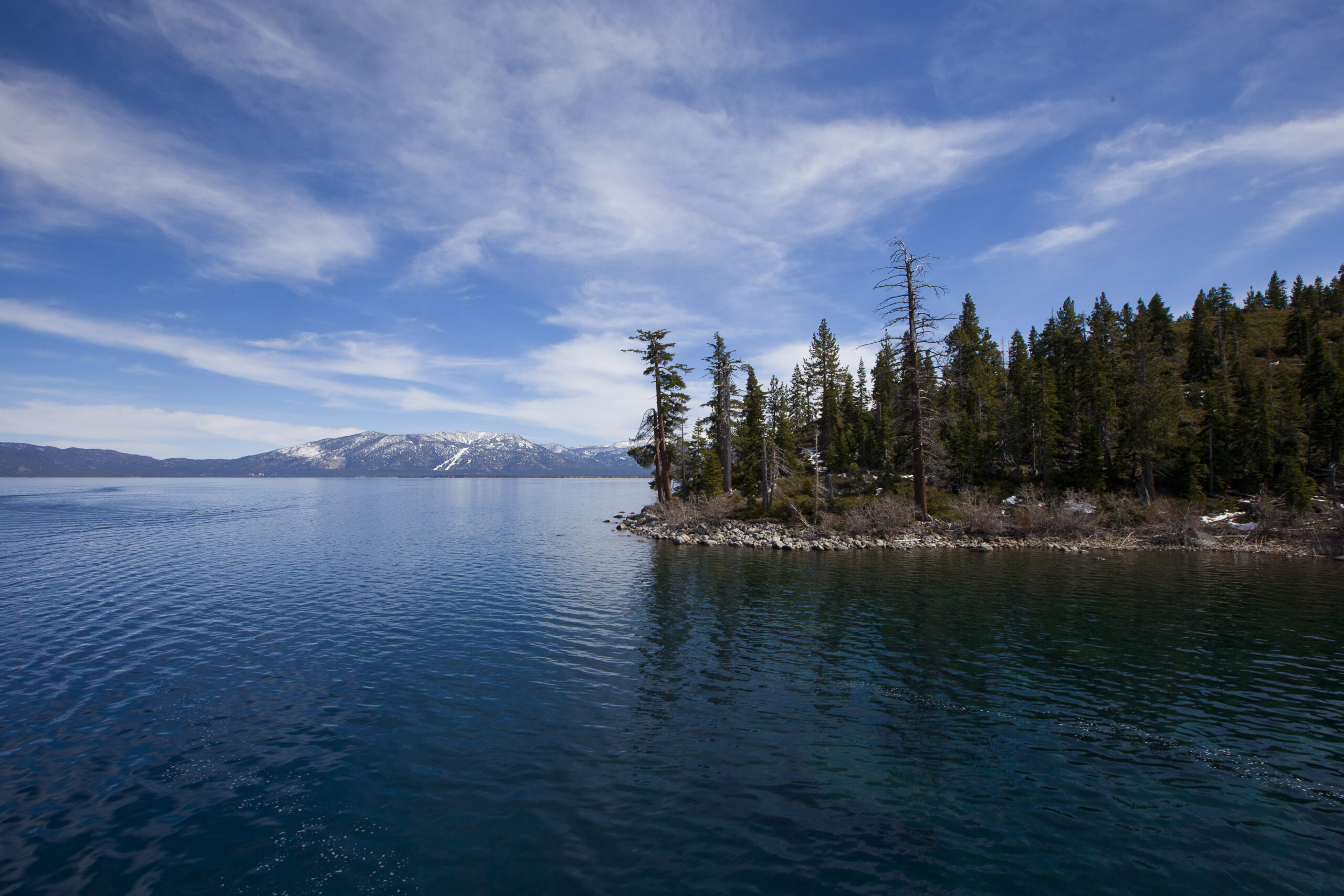 Lake Tahoe: Your Ultimate Guide to Exploring Nature&#8217;s Paradise with The Monroe Hotels