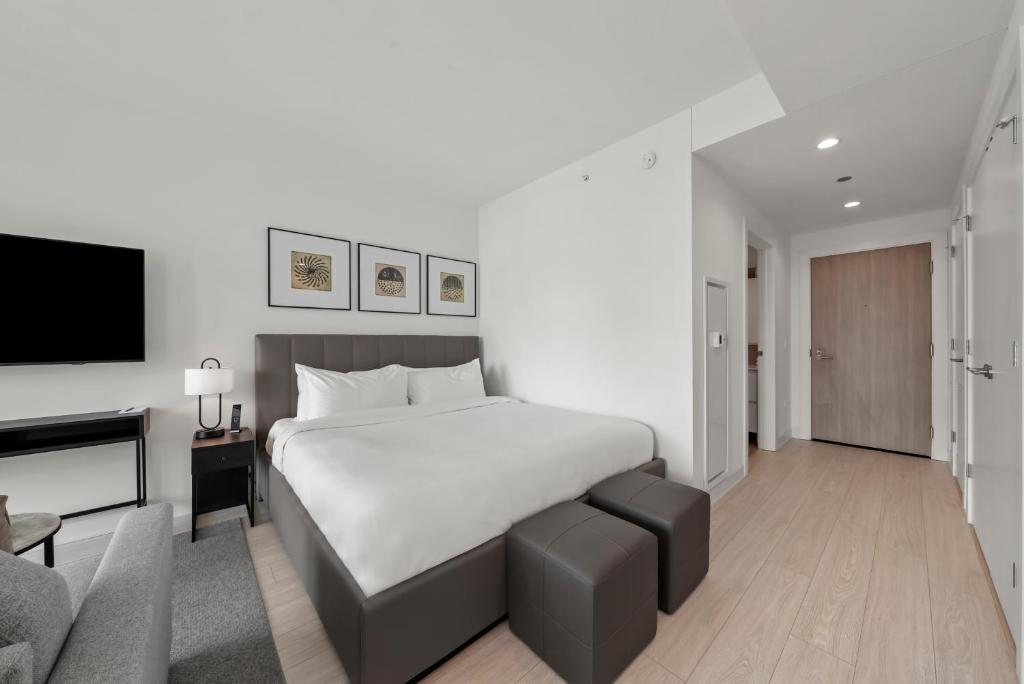 Level Chicago Fulton Market: Your Ultimate Stay in the Heart of Chicago