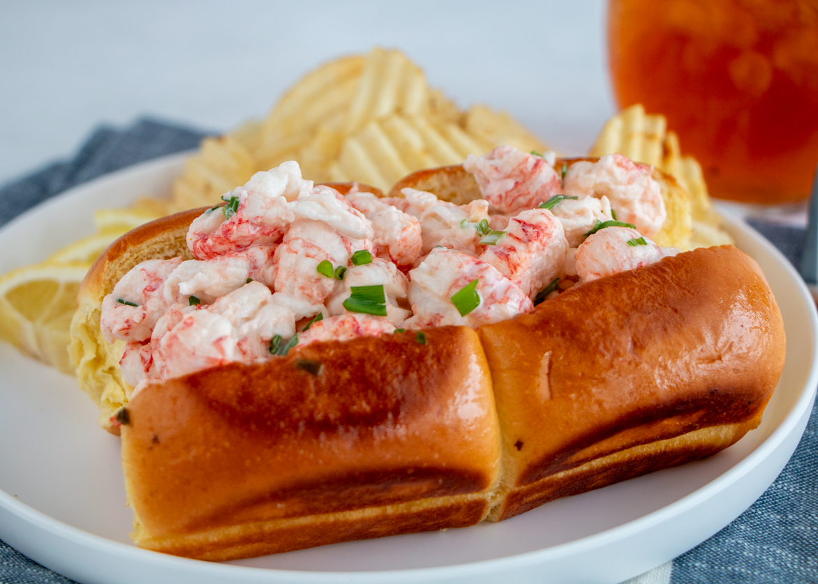 Lobster Roll: A Tasty Journey into the Heart of American Cuisine