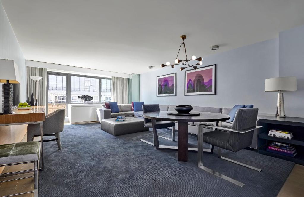 Loews Regency New York Hotel: Experience Luxury Redefined in the Heart of NYC