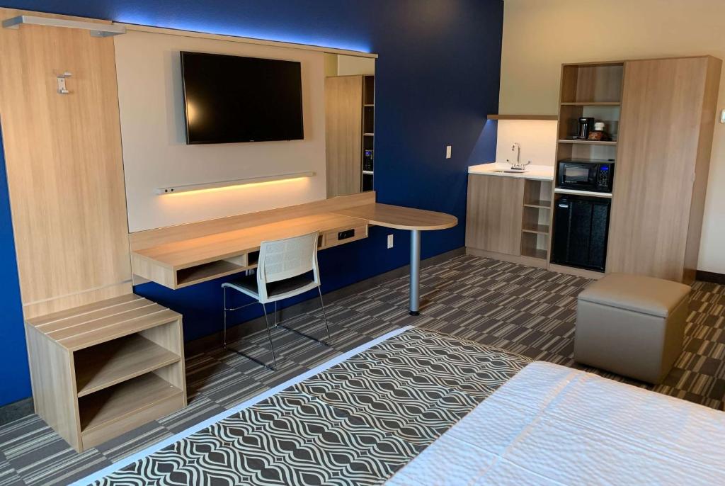 Microtel Inn &#038; Suites by Wyndham Fountain Fort Carson: Your Next Cozy Getaway Spot
