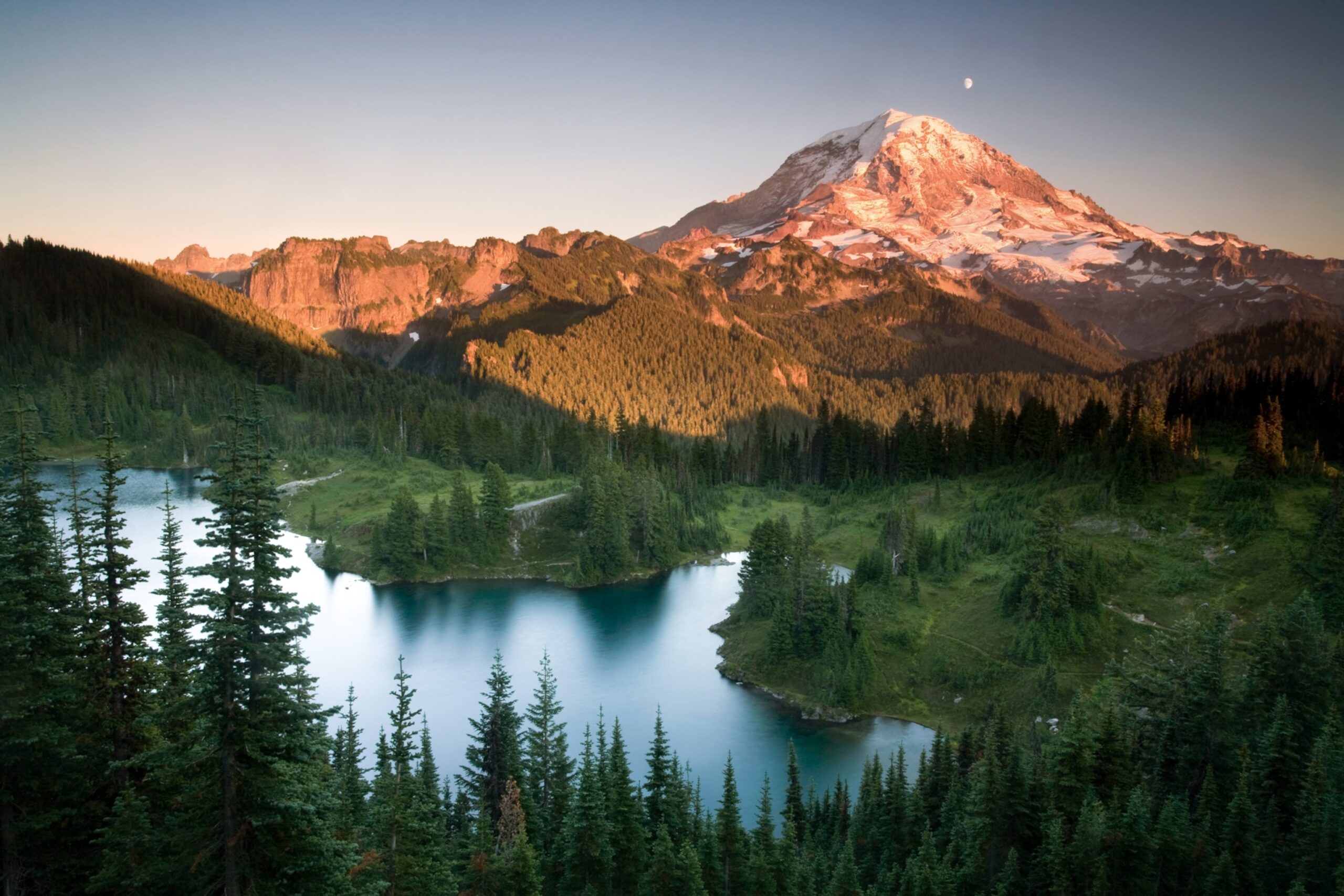 Mount Rainier National Park Adventure Awaits: Ultimate Guide by The Monroe Hotels