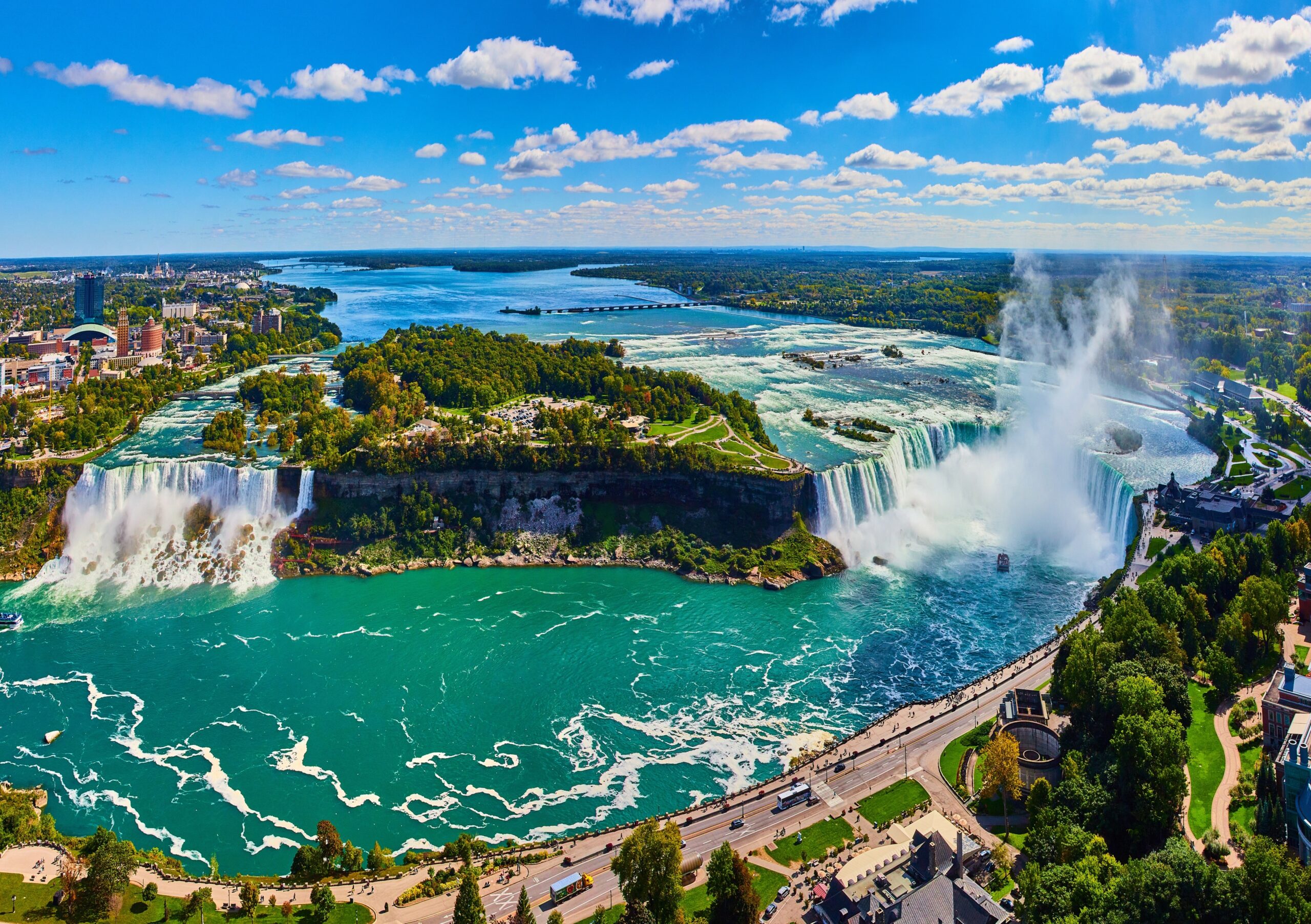 Niagara Falls: The Ultimate Guide for Every Adventure Seeker