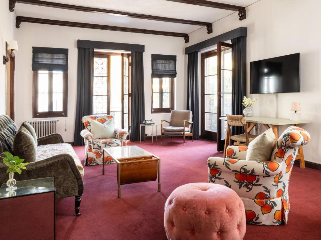 Palihouse Santa Monica: Your Ultimate Beachside Retreat Experience