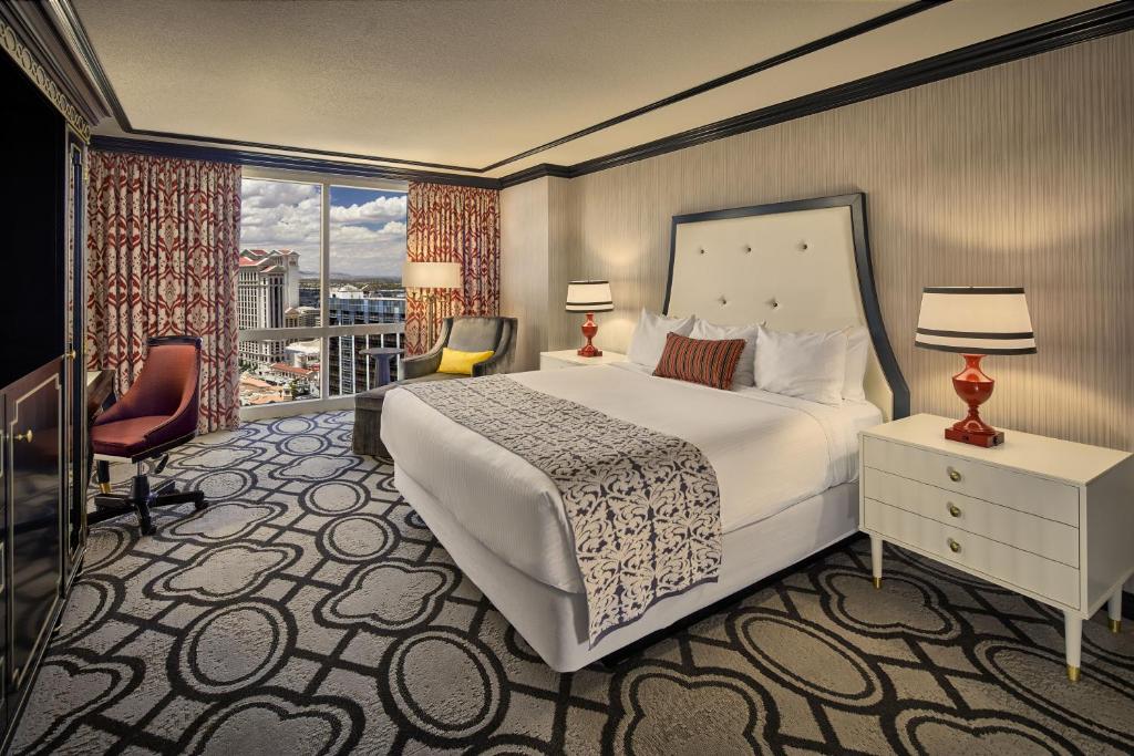 Paris Las Vegas Hotel &#038; Casino: Where Las Vegas Glam Meets French Charm