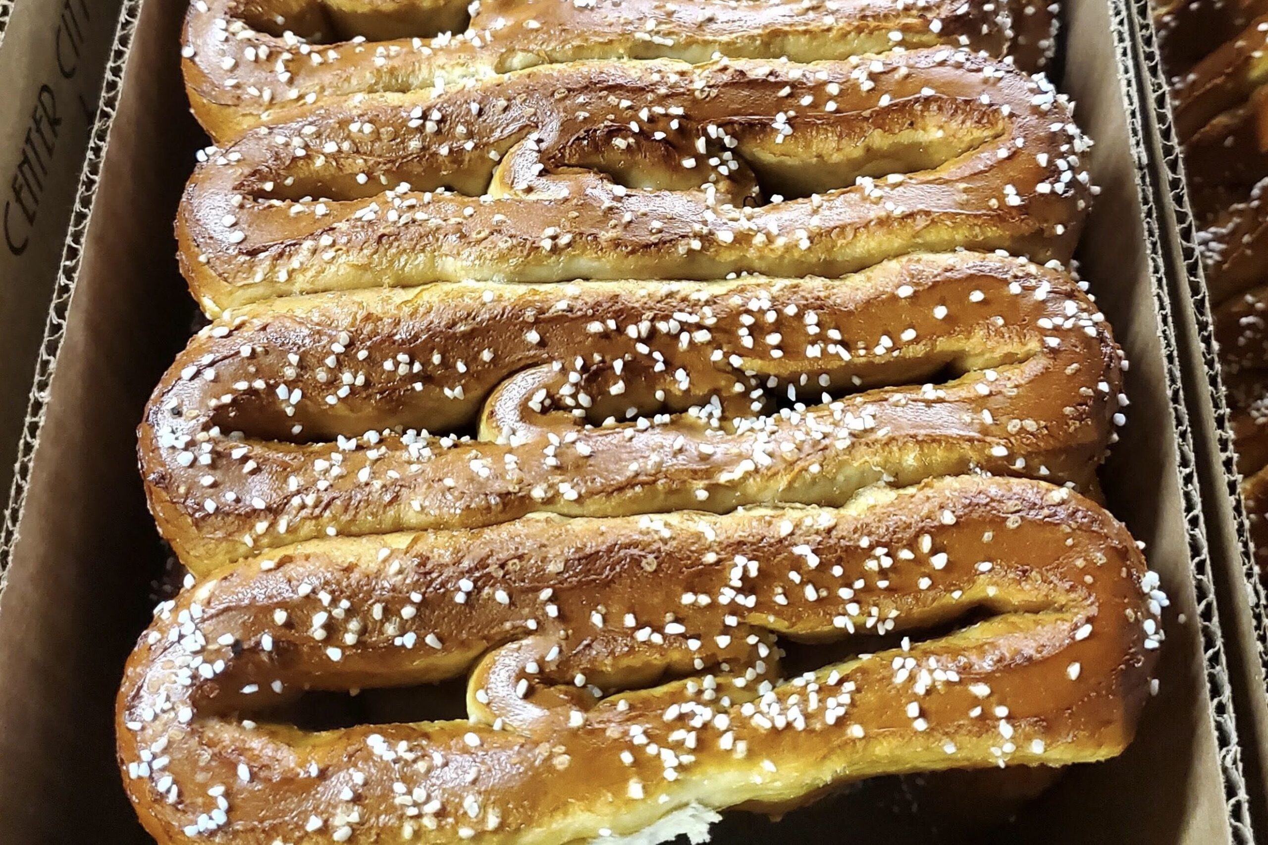 Philly Soft Pretzel: The Iconic Snack You Can’t Miss