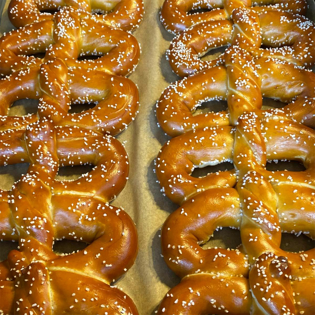 Philly Soft Pretzel: The Iconic Snack You Can’t Miss