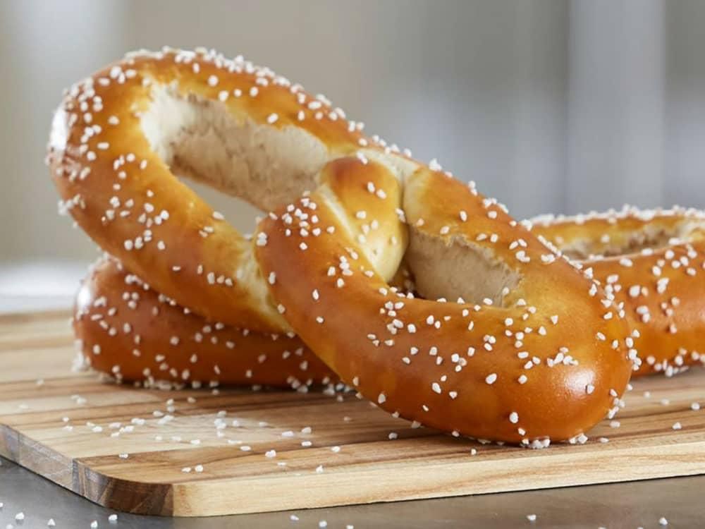 Philly Soft Pretzel: The Iconic Snack You Can’t Miss
