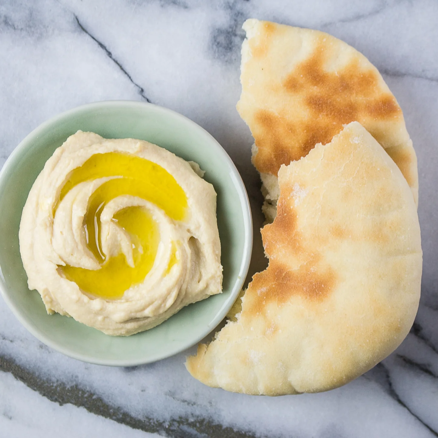 Pita with Hummus: The Perfect Dish to Satisfy Your Cravings