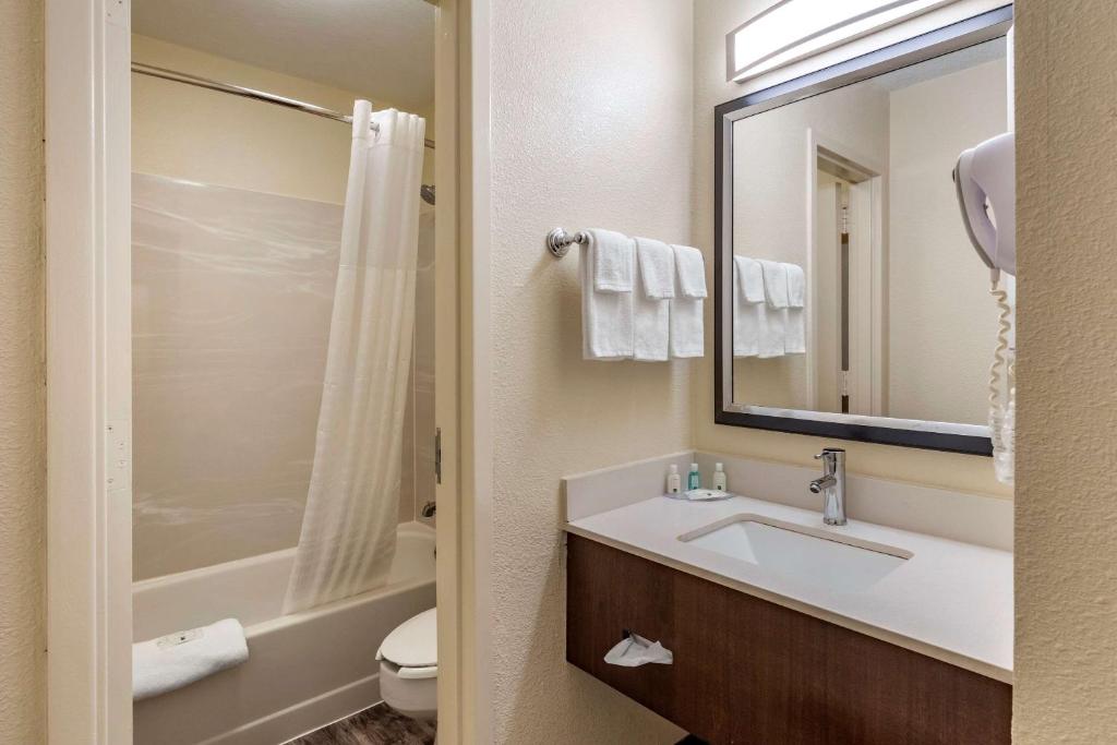 Quality Inn: The Perfect Stay at a Top Hotel Destination
