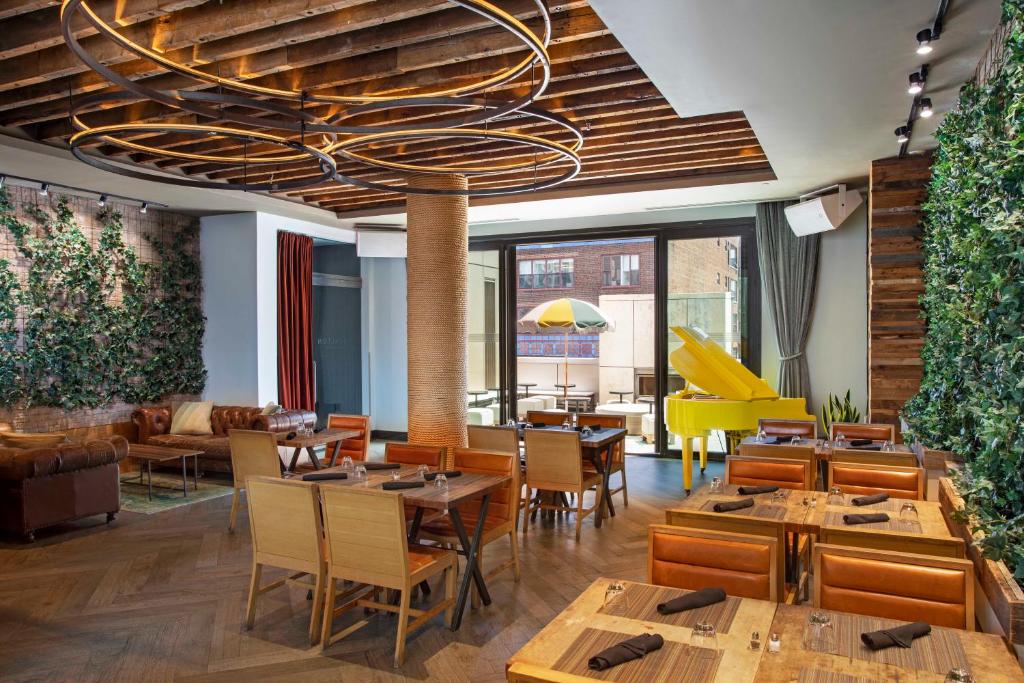 Royalton Park Avenue: A Modern Gem in the Heart of New York City