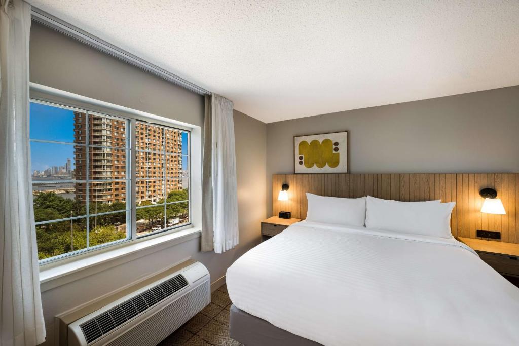 Sonesta Simply Suites Jersey City: The Ultimate Stay for Comfort and Convenience