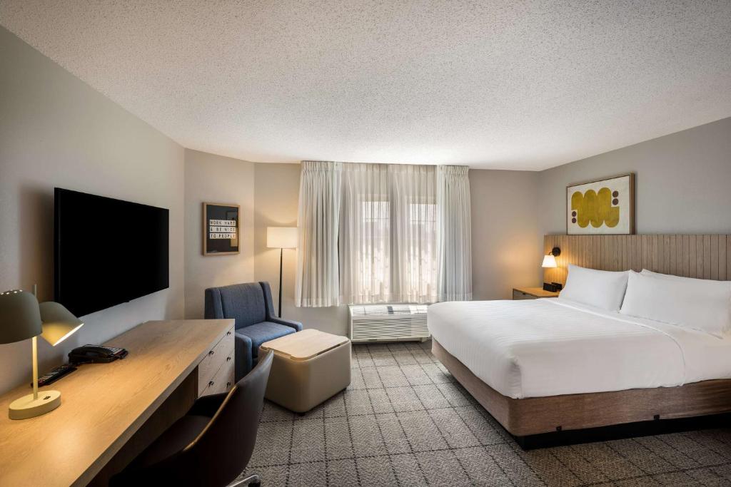 Sonesta Simply Suites Jersey City: The Ultimate Stay for Comfort and Convenience