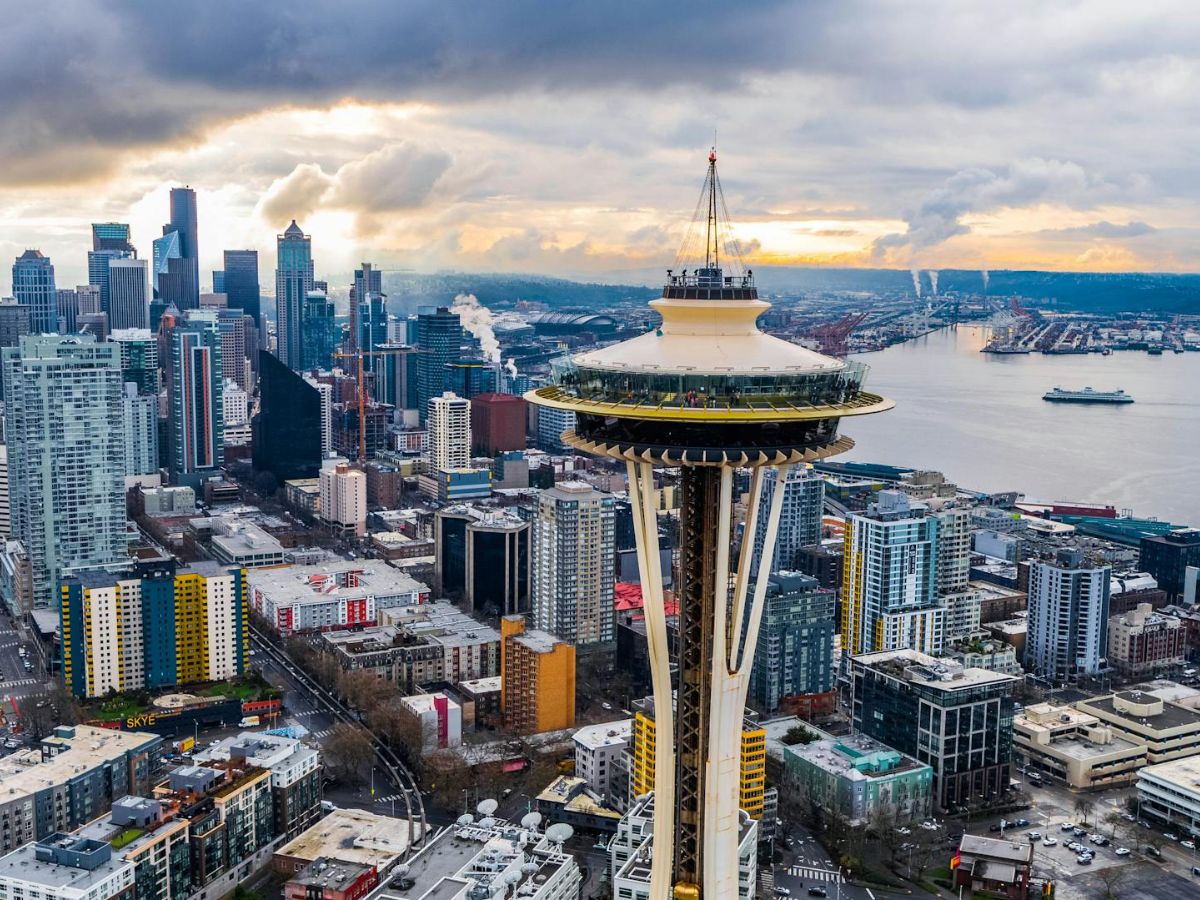 Space Needle Adventures You Can’t Miss in Seattle