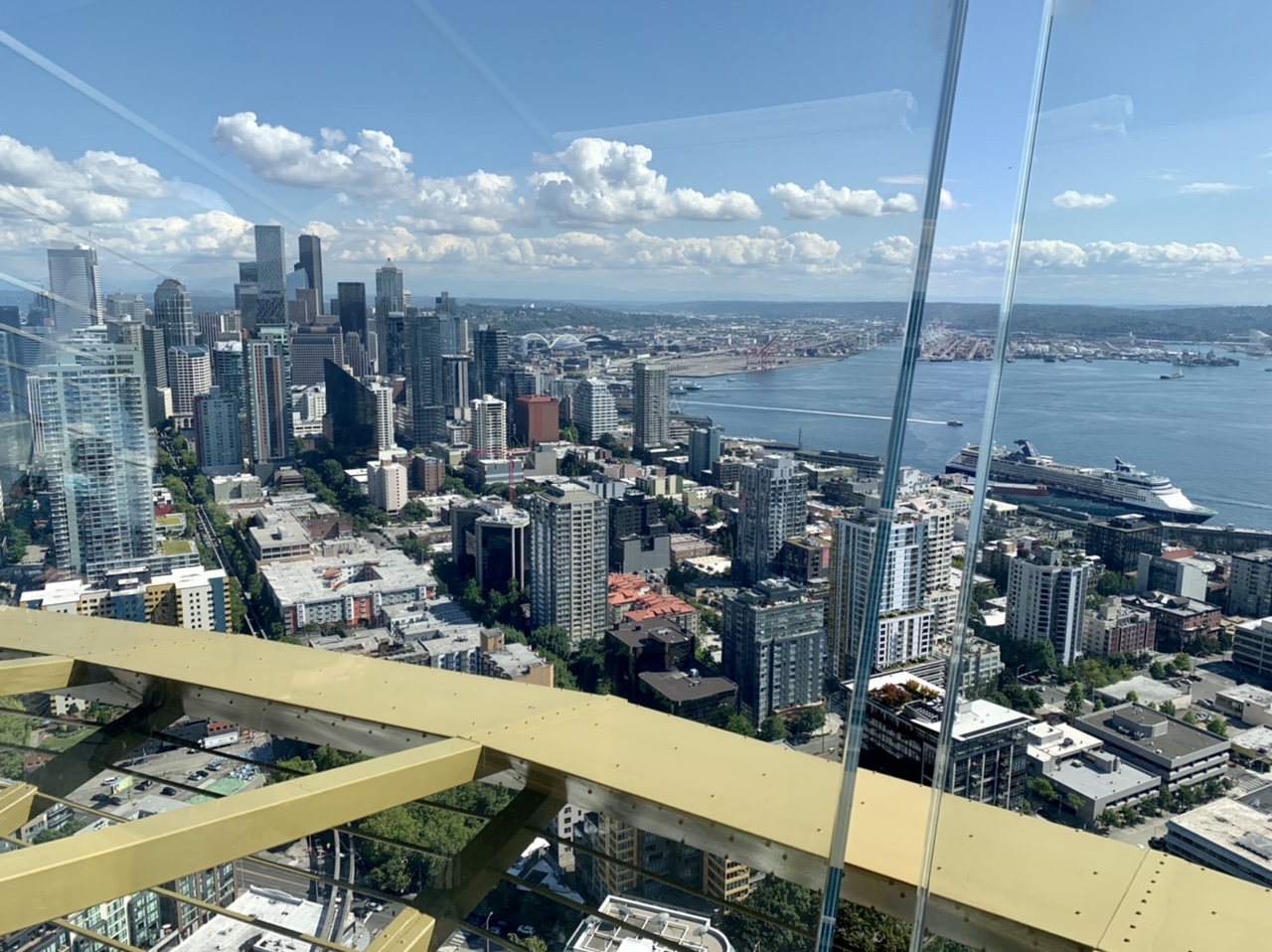 Space Needle Adventures You Can’t Miss in Seattle