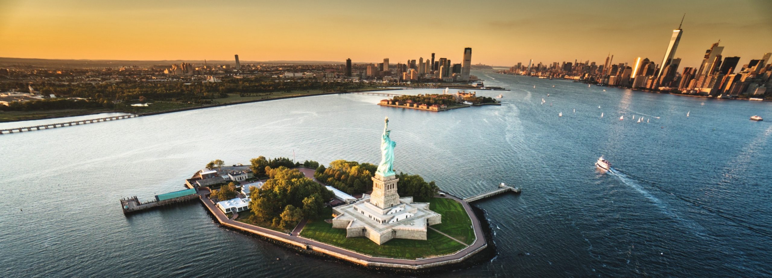 Statue of Liberty Uncovered: Epic Guide to NYC&#8217;s Iconic Landmark
