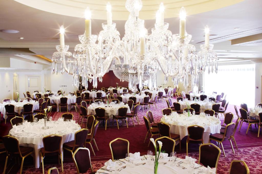 The Bristol Hotel: A Luxurious Stay in the Heart of Bristol