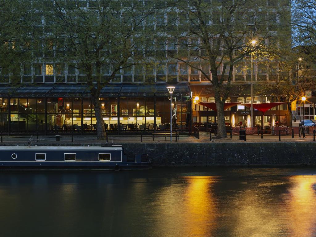 The Bristol Hotel: A Luxurious Stay in the Heart of Bristol
