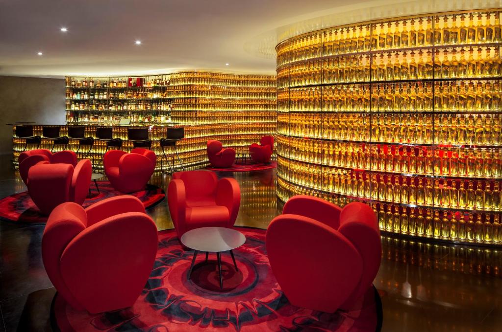 The Watergate Hotel Georgetown: Experience Unmatched Luxury in Washington, DC