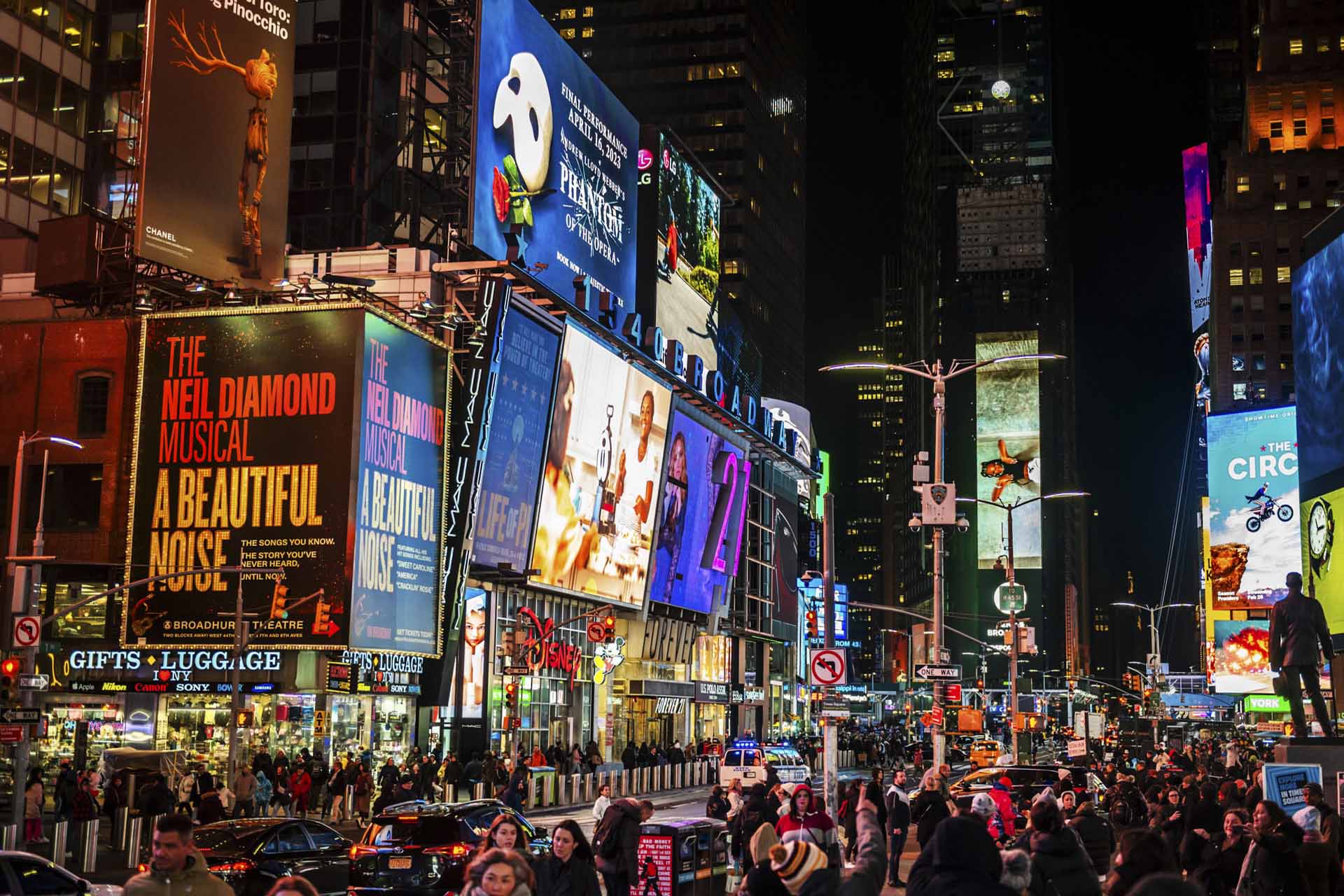 Times Square Uncovered: Dive Into The Heart of New York City Vibes