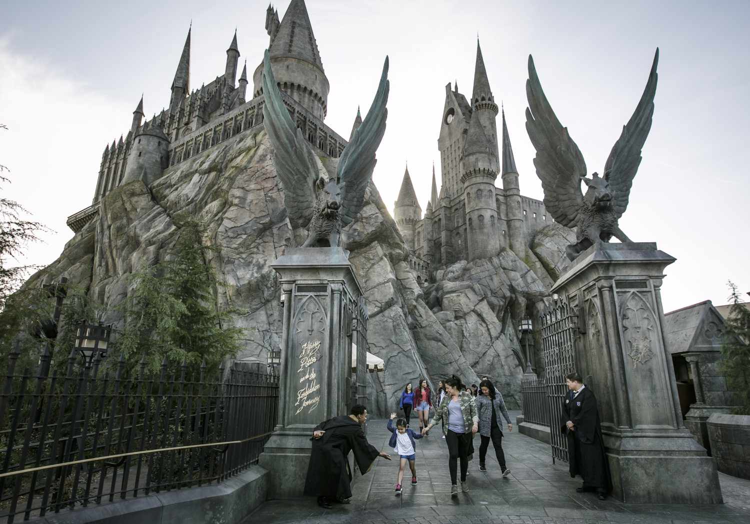 Universal Studios Hollywood: The Ultimate Guide to Hollywood&#8217;s Iconic Theme Park