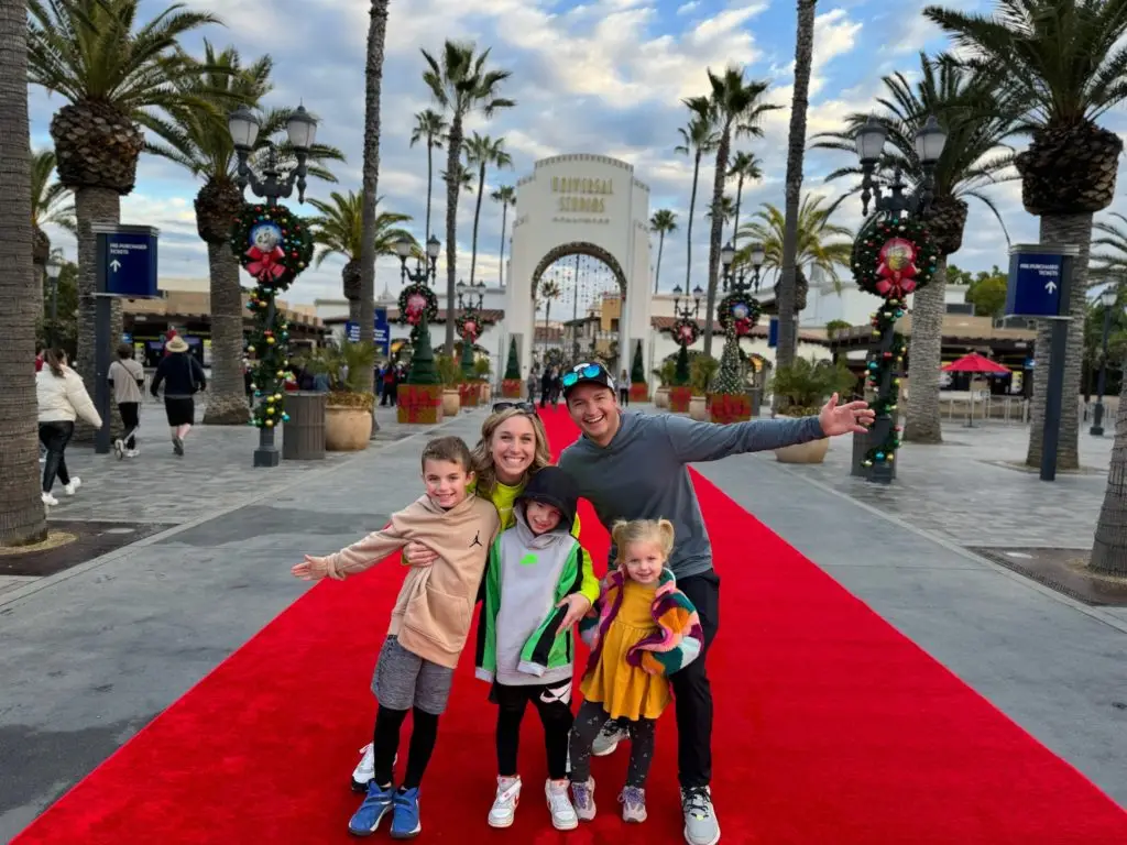 Universal Studios Hollywood: The Ultimate Guide to Hollywood&#8217;s Iconic Theme Park