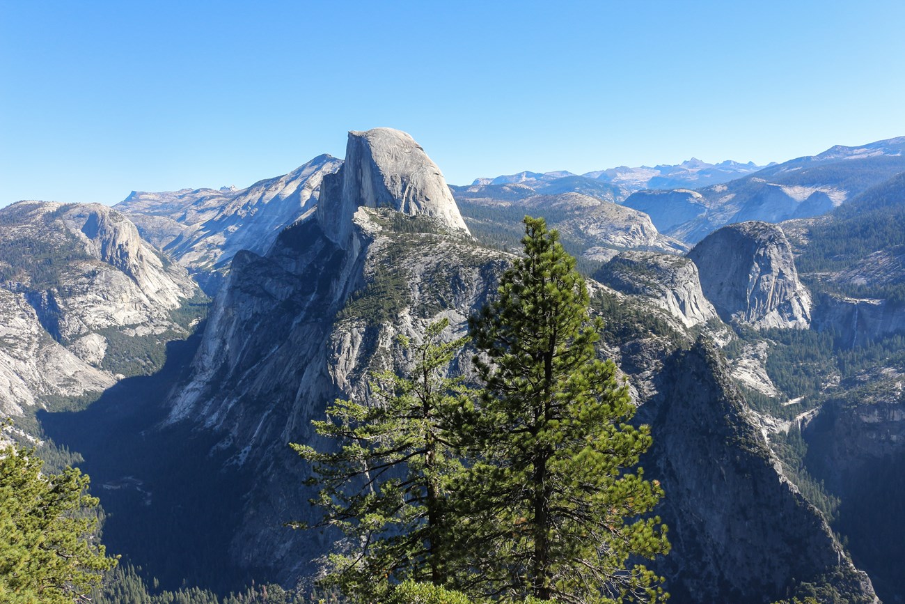 Yosemite National Park: Where Adventure Meets Tranquility