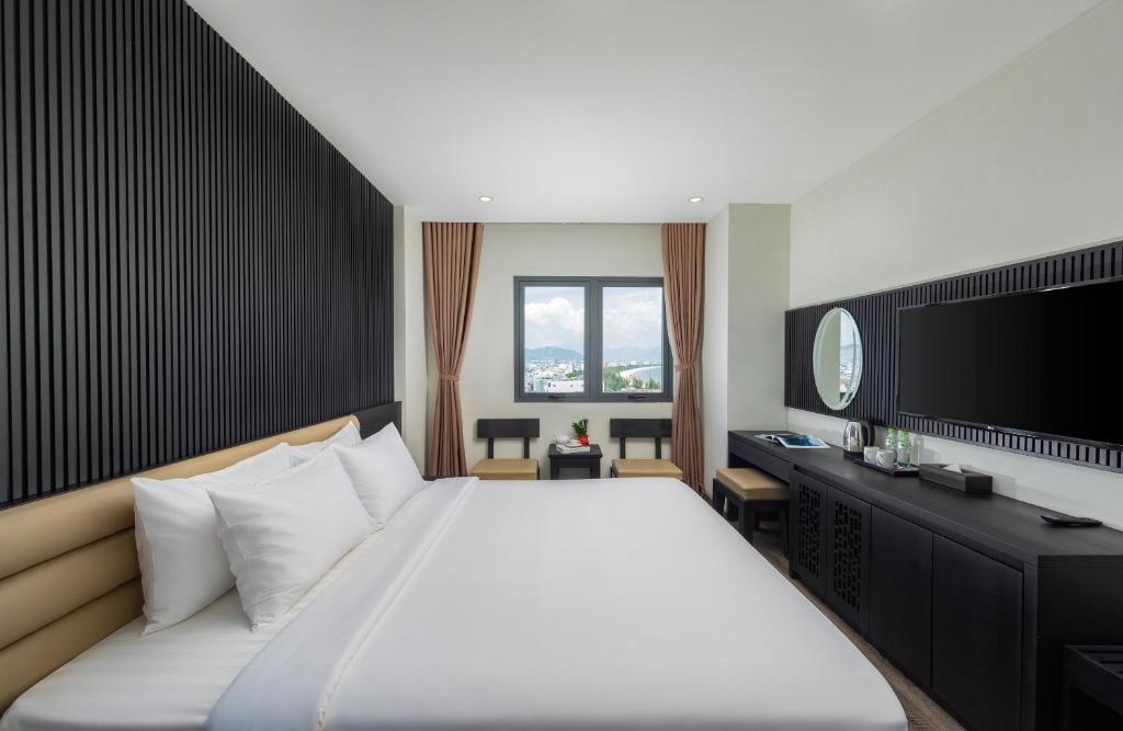 Ocean Star Hotel: Your Premier Gateway to the Charms of Da Nang